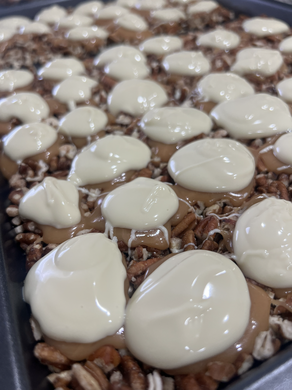 Athena’s Aegis | Artisanal White Chocolate & Pecan Caramel Shields