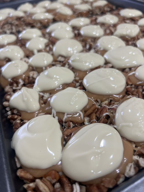 Athena’s Aegis | Artisanal White Chocolate & Pecan Caramel Shields